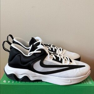 Nike Giannis Immortality 3 White Black DZ7533-100 Men’s Size 10